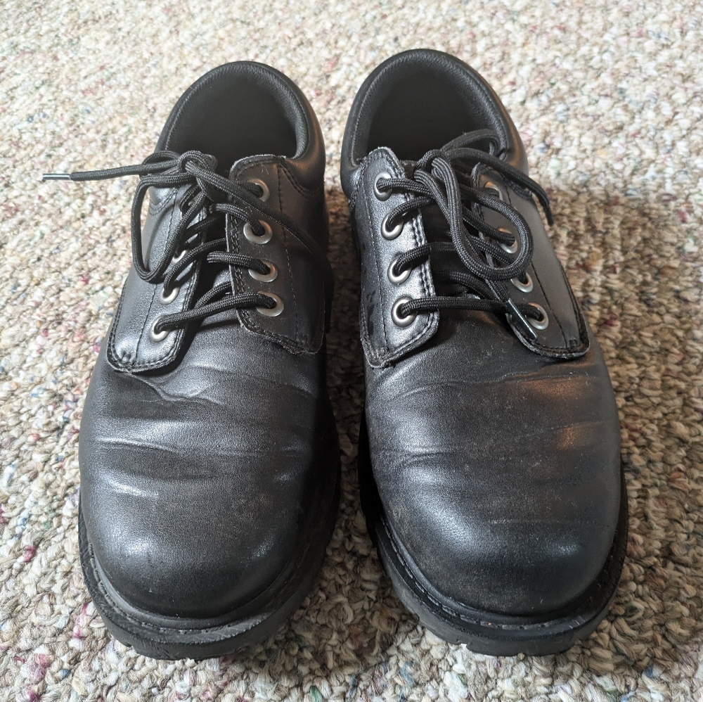 Black work shoes